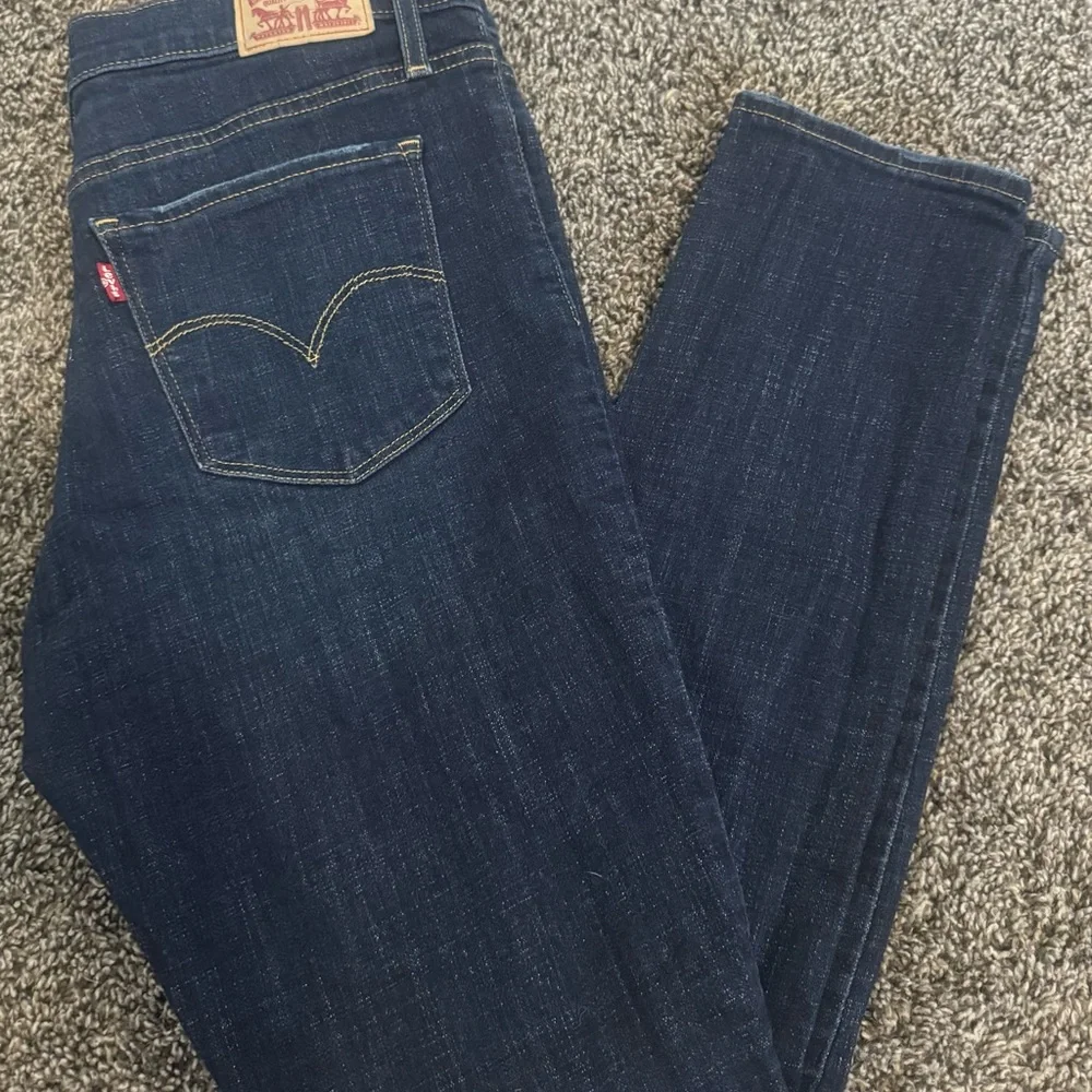 Women's Levi's® 311™ Shaping
Skinny Jeans like new 30 x 30 - Picture 1 of 5